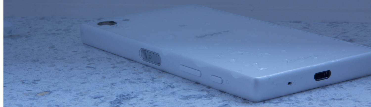 Sony Xperia Z5 compact - Rückseite Flach